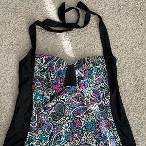 Chic Catalina Paisley Print Halter Tankini Swim Top - Multicolor (Size L)